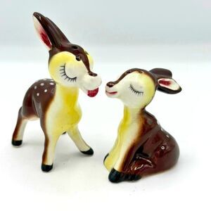 Vintage Japan Deer Salt & Pepper Shakers Kissing Couple Fawn Anthropomorphic